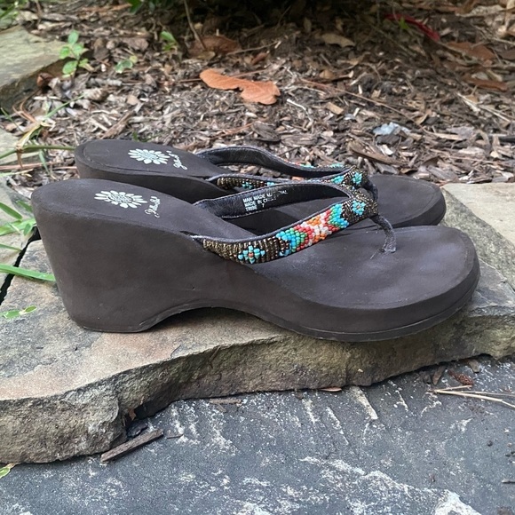Yellow Box Tribe Turquoise Brown Orange Beaded 2” Wedge Sandal’s Size 7 … - Picture 2 of 8